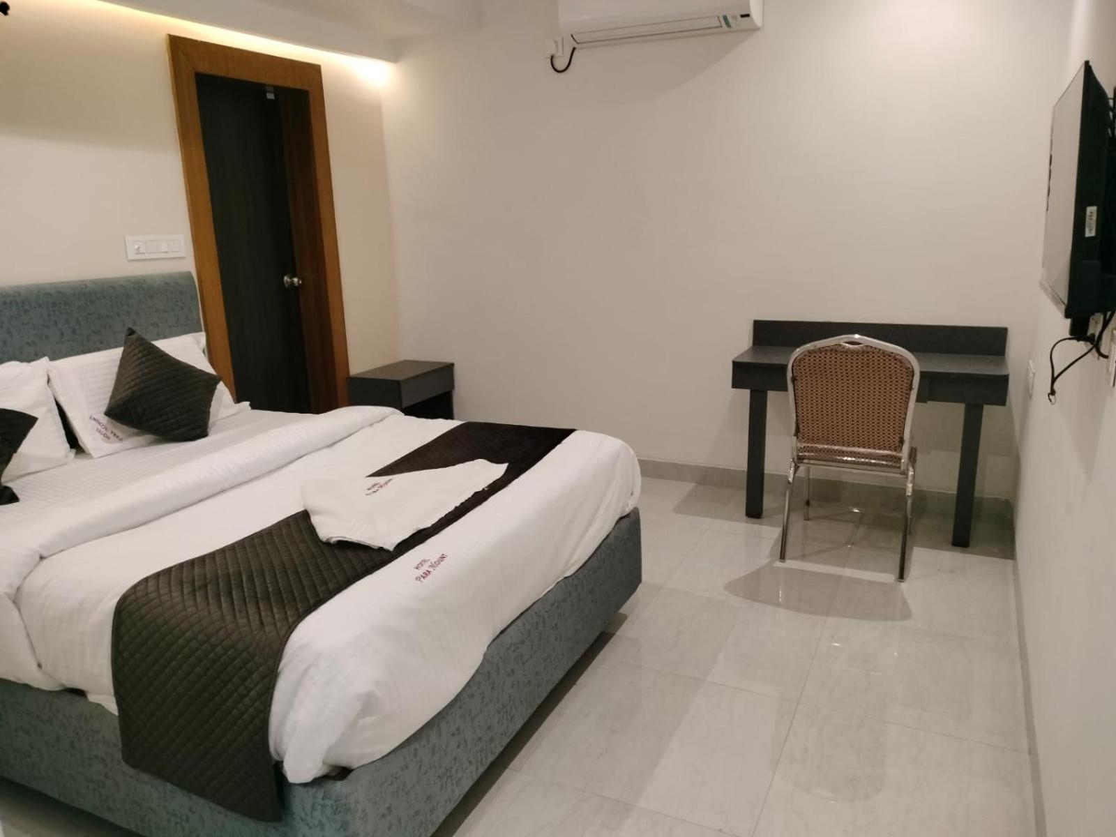 Hotel Paramount 维沙卡帕特南 外观 照片