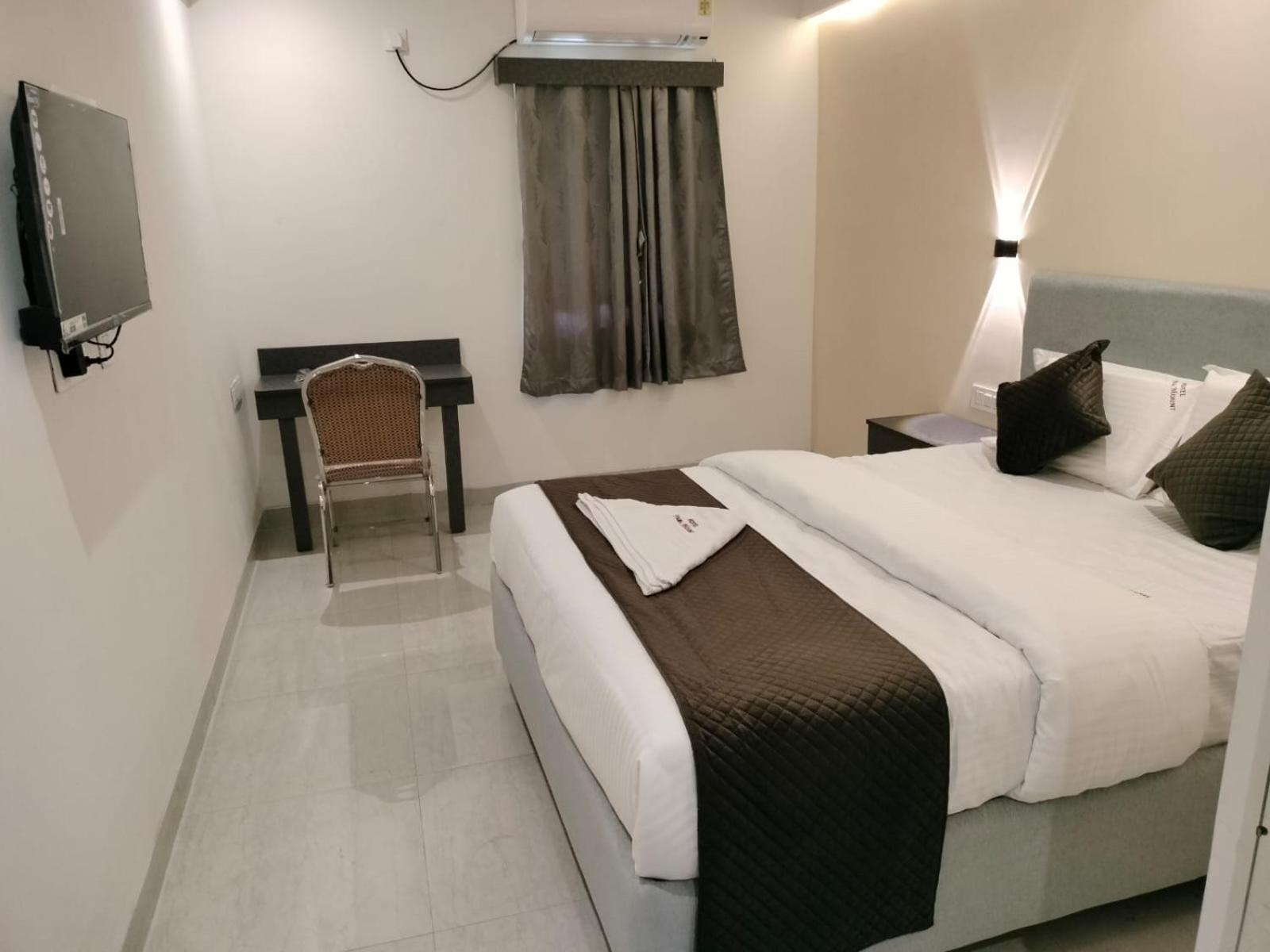 Hotel Paramount 维沙卡帕特南 外观 照片